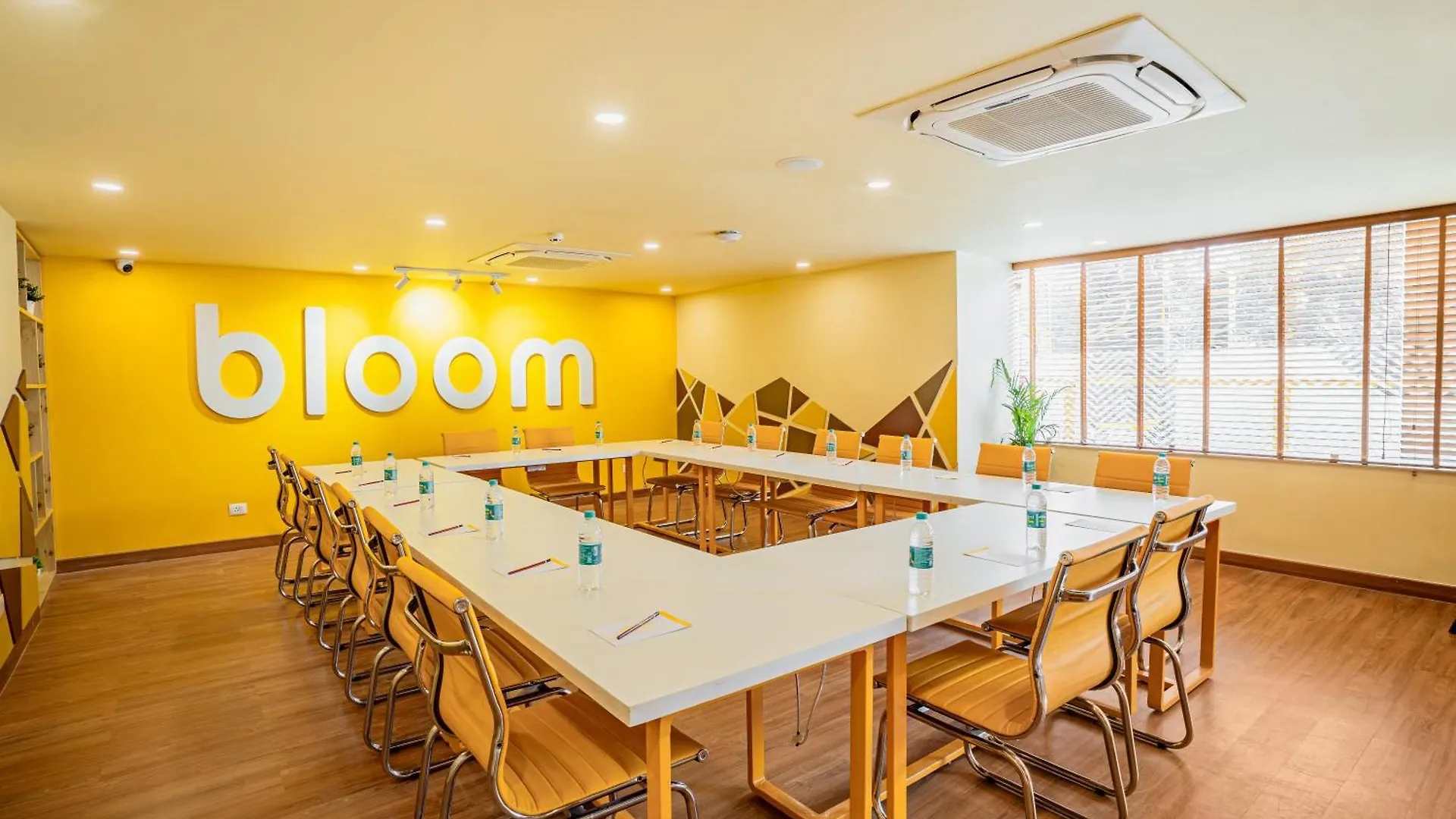 Bloom Hotel - Medicity Gurugram, Near Medanta Hospital Gurgaon