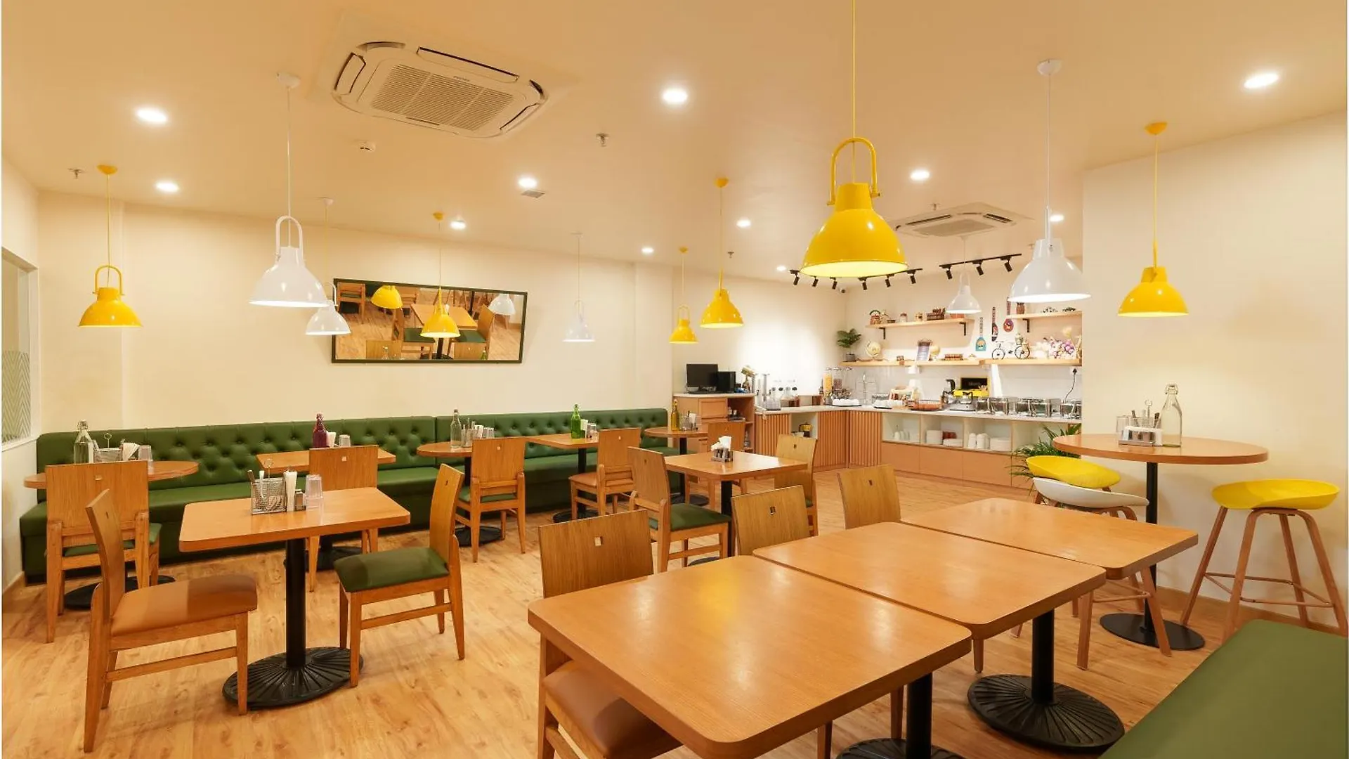 Bloom Hotel - Medicity Gurugram, Near Medanta Hospital Gurgaon