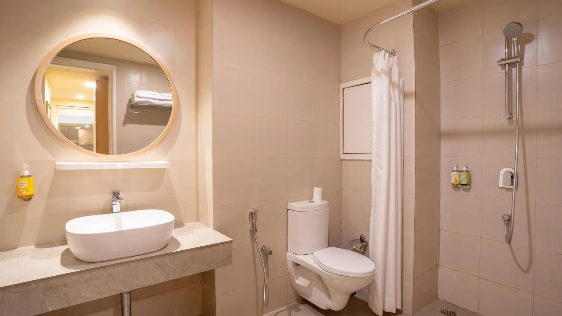 Bloom Hotel - Medicity Gurugram, Near Medanta Hospital Gurgaon