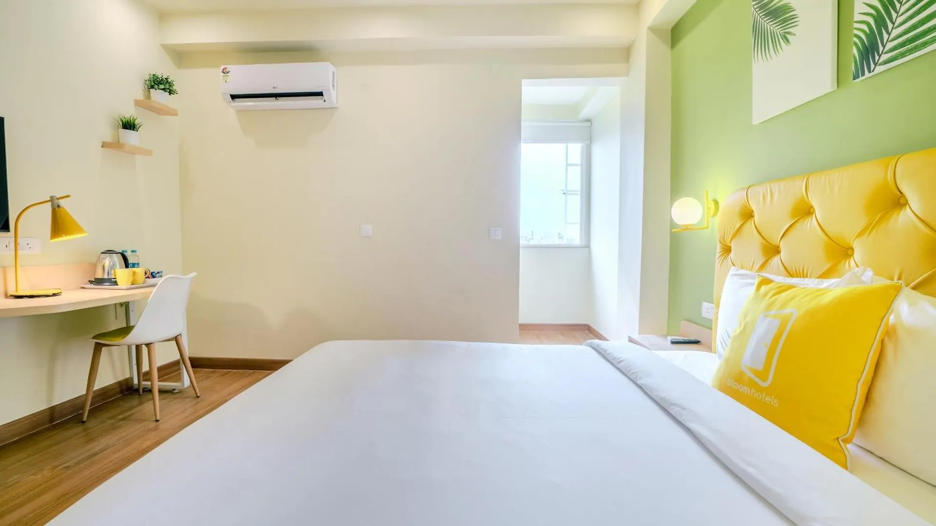 ***  Bloom Hotel - Medicity Gurugram, Near Medanta Hospital Gurgaon India