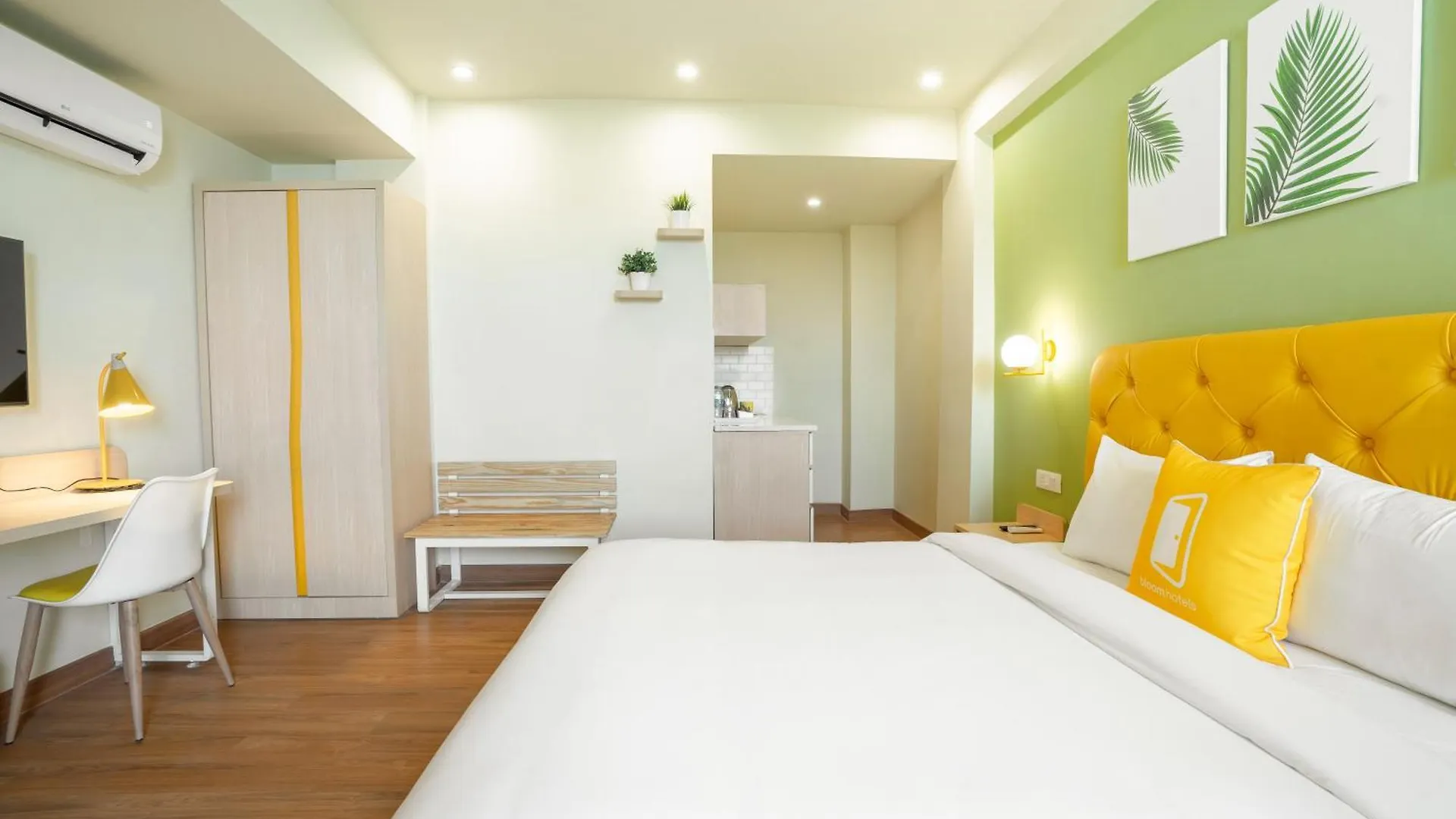 Bloom Hotel - Medicity Gurugram, Near Medanta Hospital Gurgaon
