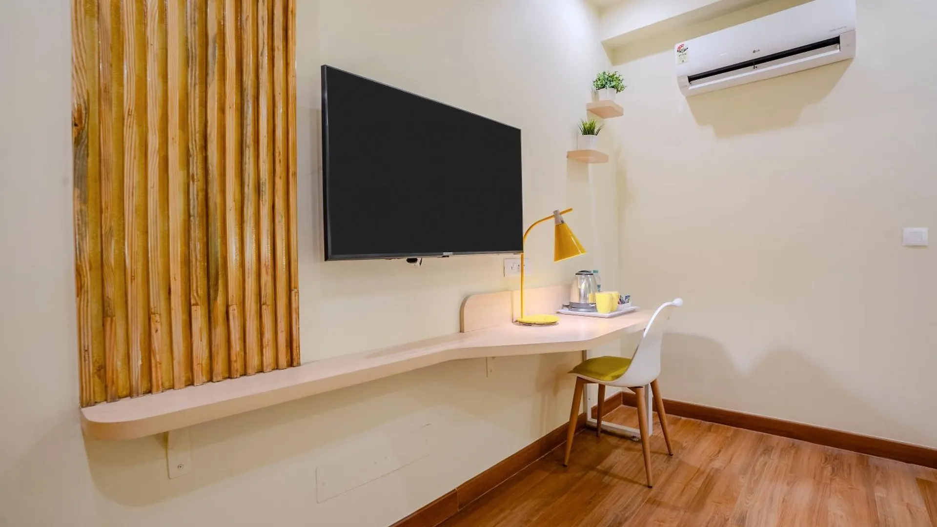 Bloom Hotel - Medicity Gurugram, Near Medanta Hospital Gurgaon